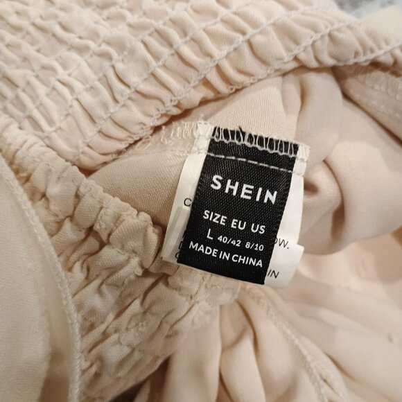 Shein Cream Sleeveless Top with Accent Bow Size Large - Picture 4 of 6